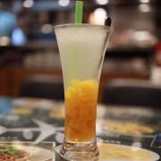 水蜜桃看上椰青 - 尖沙咀分店