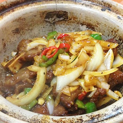 黑椒牛仔骨煲 - 尖沙咀分店